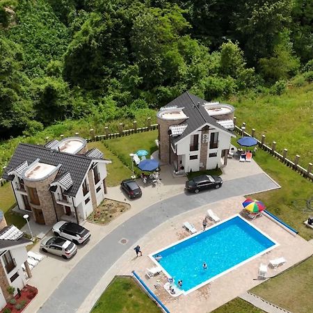 Crown House Aparthotel Vrnjacka Banja Bagian luar foto