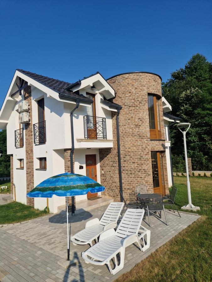 Crown House Aparthotel Vrnjacka Banja Bagian luar foto