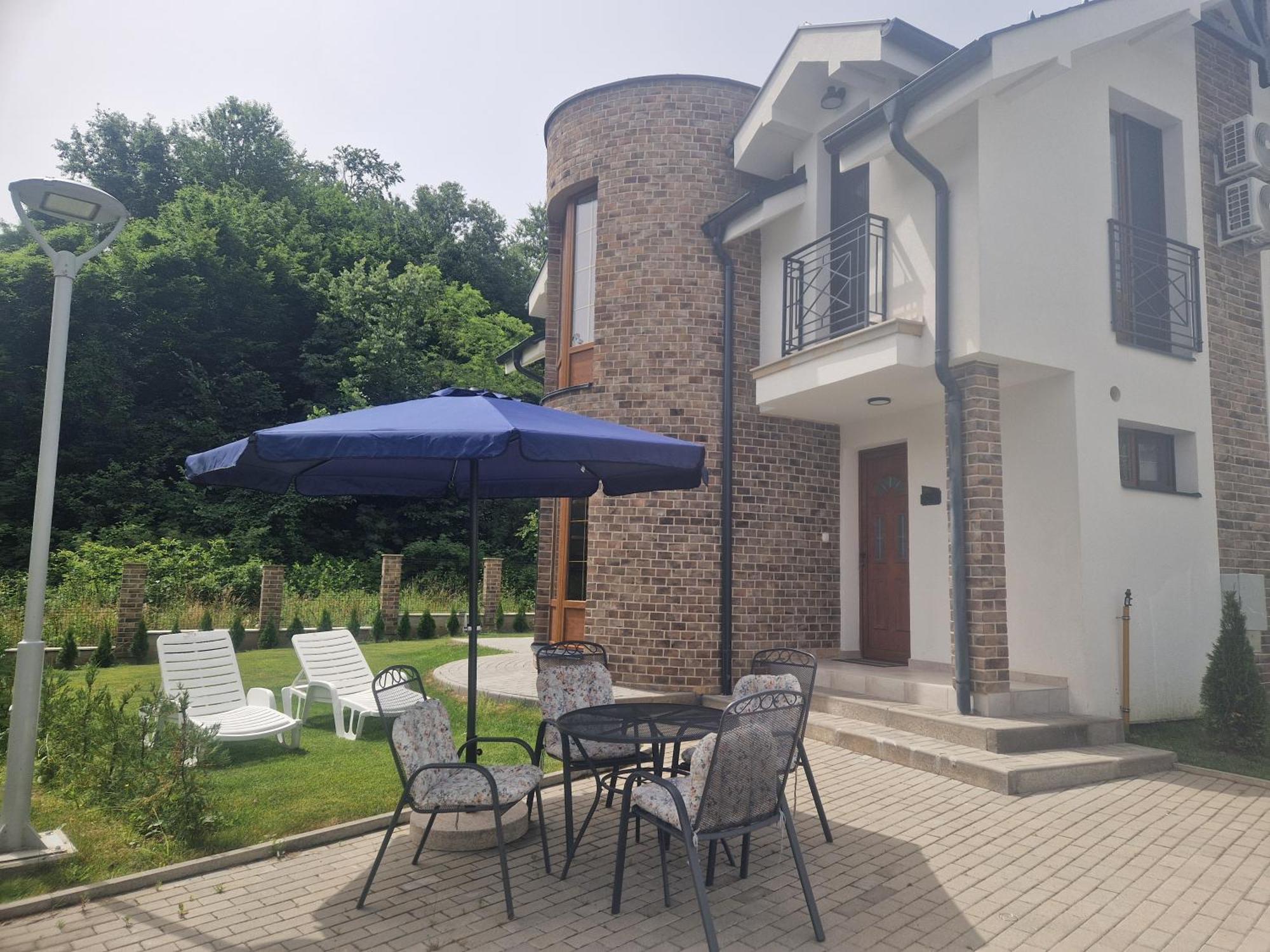 Crown House Aparthotel Vrnjacka Banja Bagian luar foto