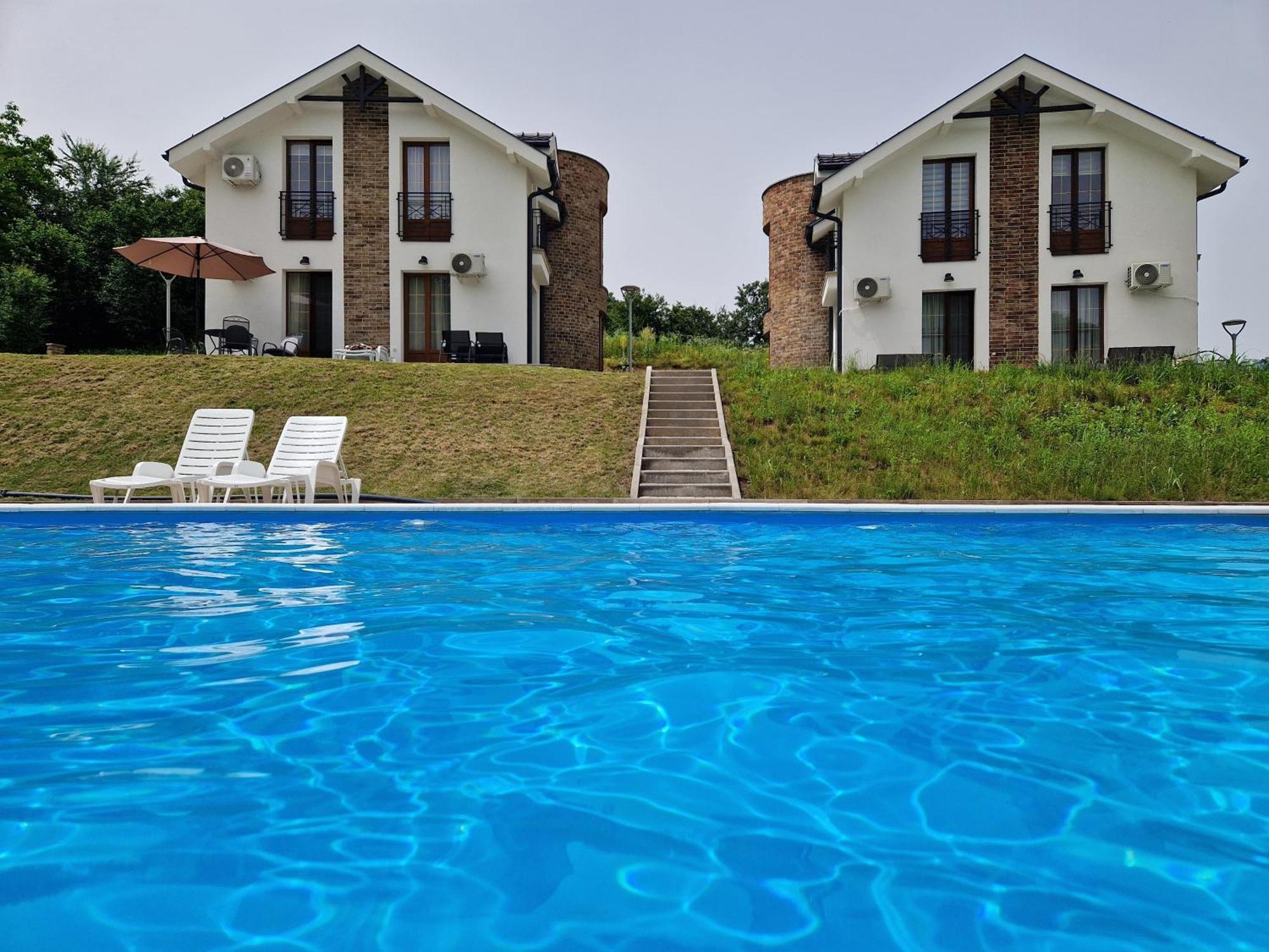 Crown House Aparthotel Vrnjacka Banja Bagian luar foto