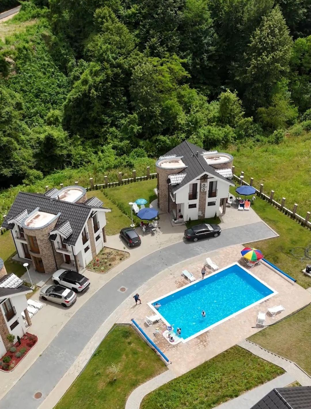 Crown House Aparthotel Vrnjacka Banja Bagian luar foto
